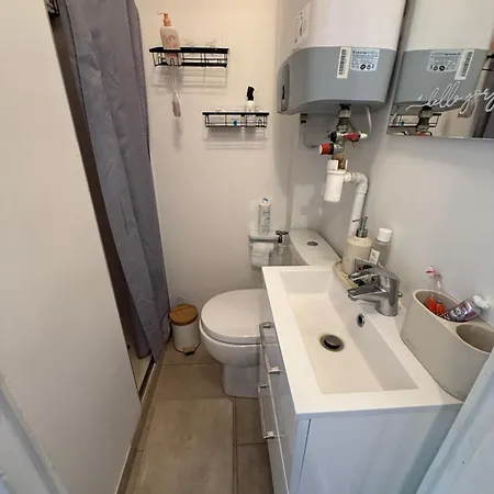 Cosy, Tour Eiffel & Metro A Pied Apartman